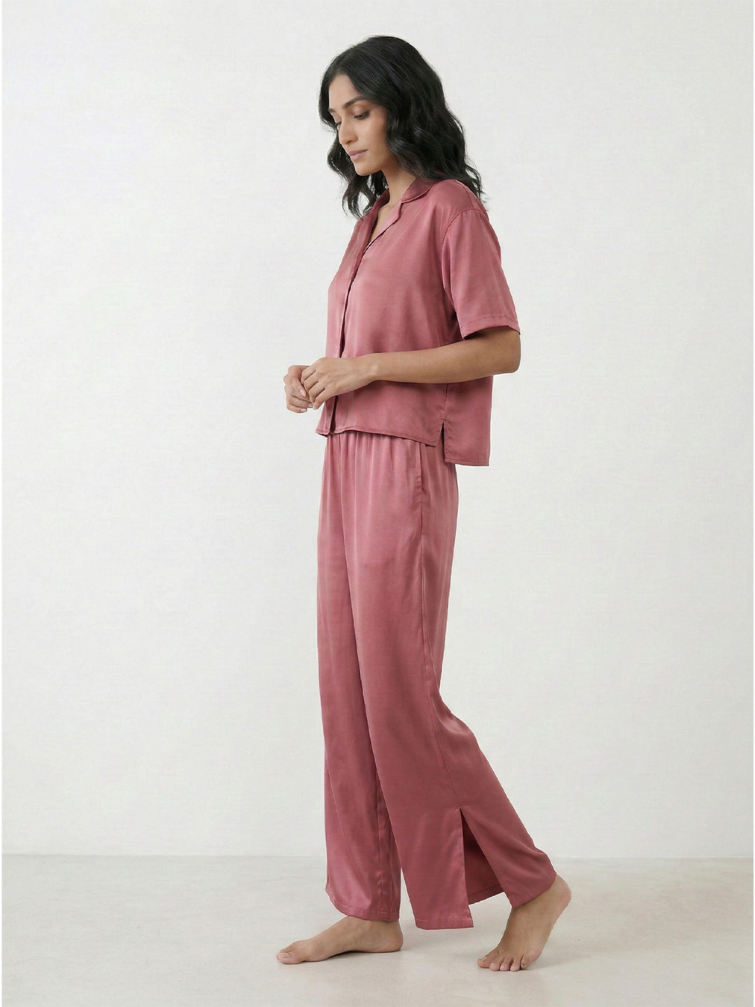 TrendiVastra Women Short Sleeve Co-Ord Set Casual Wear in Pink co-ord set, modern design, short sleeve, style detail view
