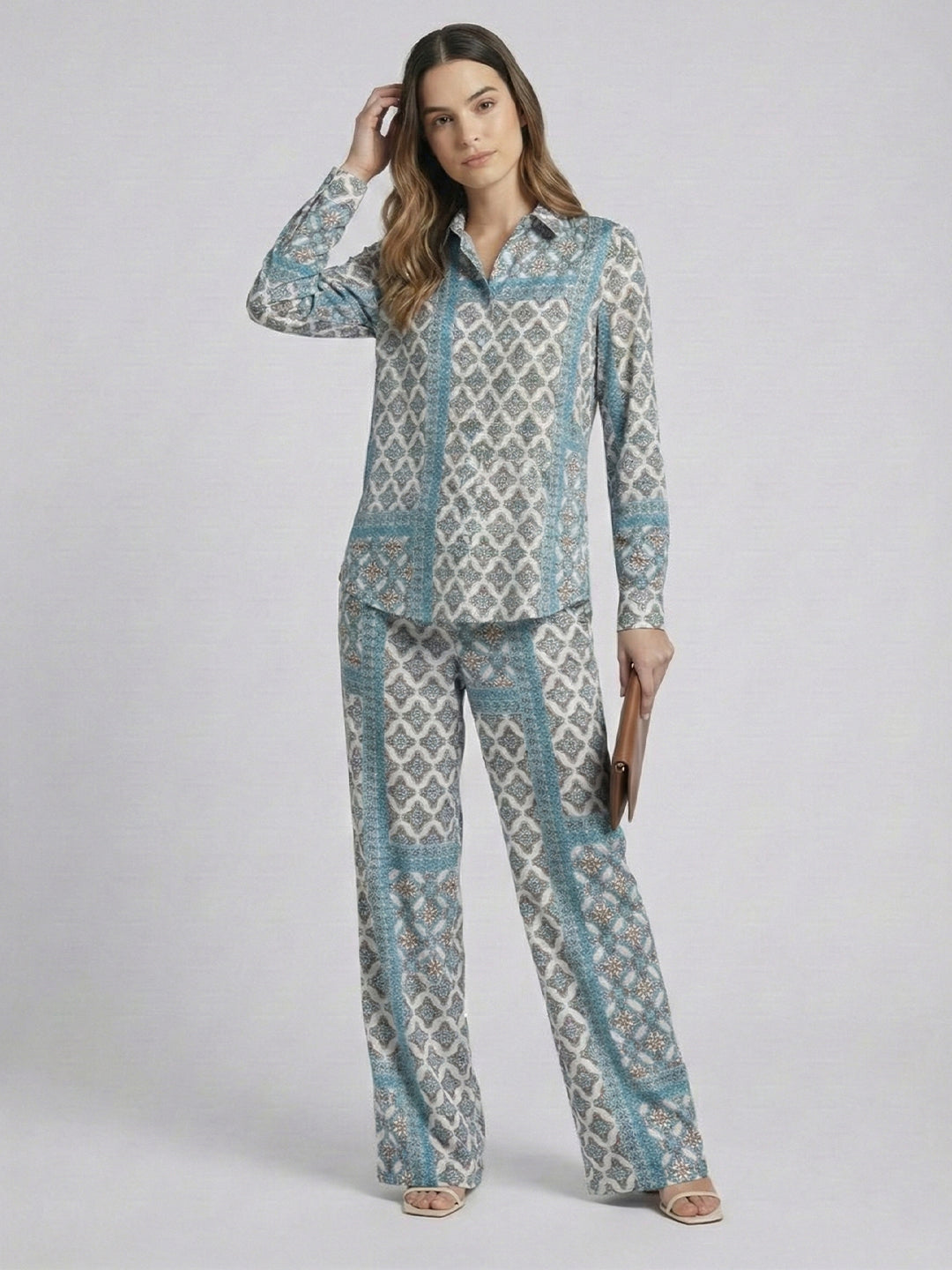 TrendiVastra Women Full Sleeve Co-Ord Set Casual Wear in Sky Blue co-ord set, modern design, full sleeve, front view